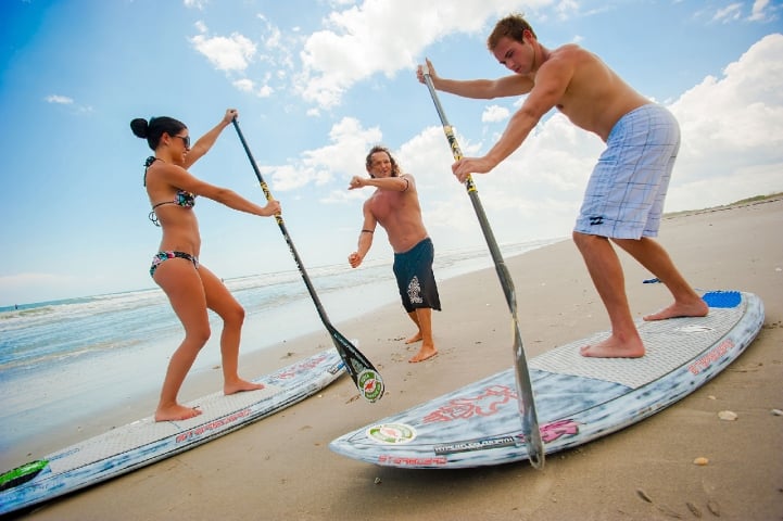 Sobe Surf & Standup Paddle Practicing