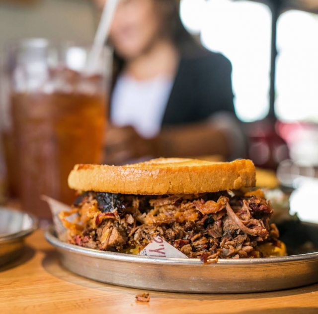 Sonny's BBQ Sandwich