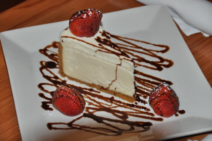 Amici's Italian Restaurant Cheesecake